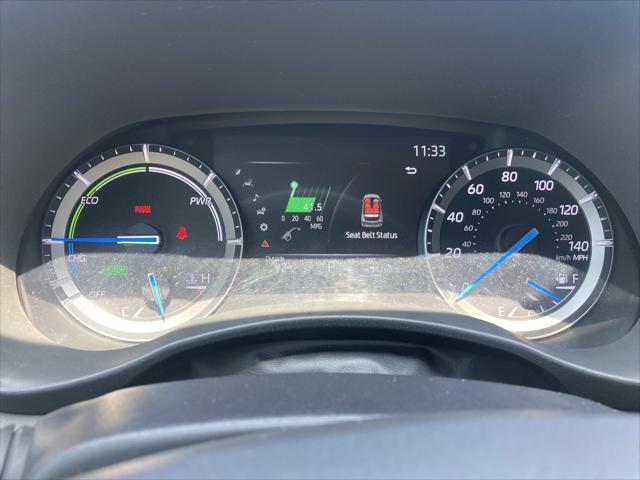 used 2020 Toyota Highlander Hybrid car, priced at $33,995