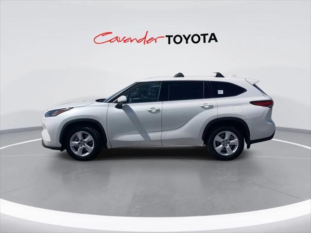 used 2020 Toyota Highlander car, priced at $25,495