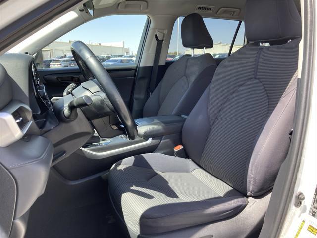 used 2020 Toyota Highlander car, priced at $25,495