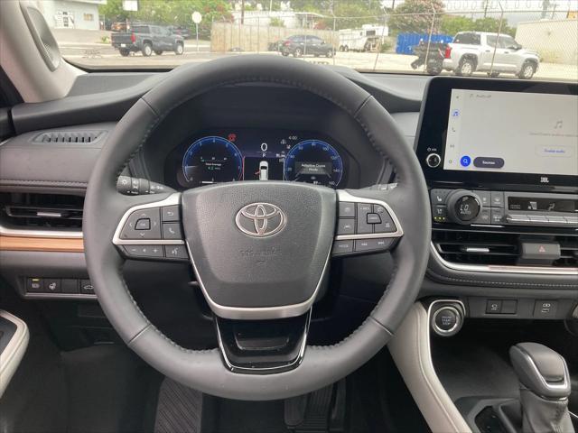used 2025 Toyota Grand Highlander car, priced at $54,991