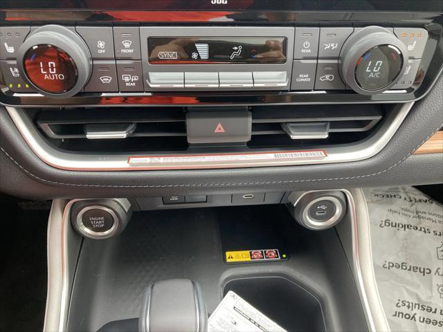 used 2025 Toyota Grand Highlander car, priced at $54,991