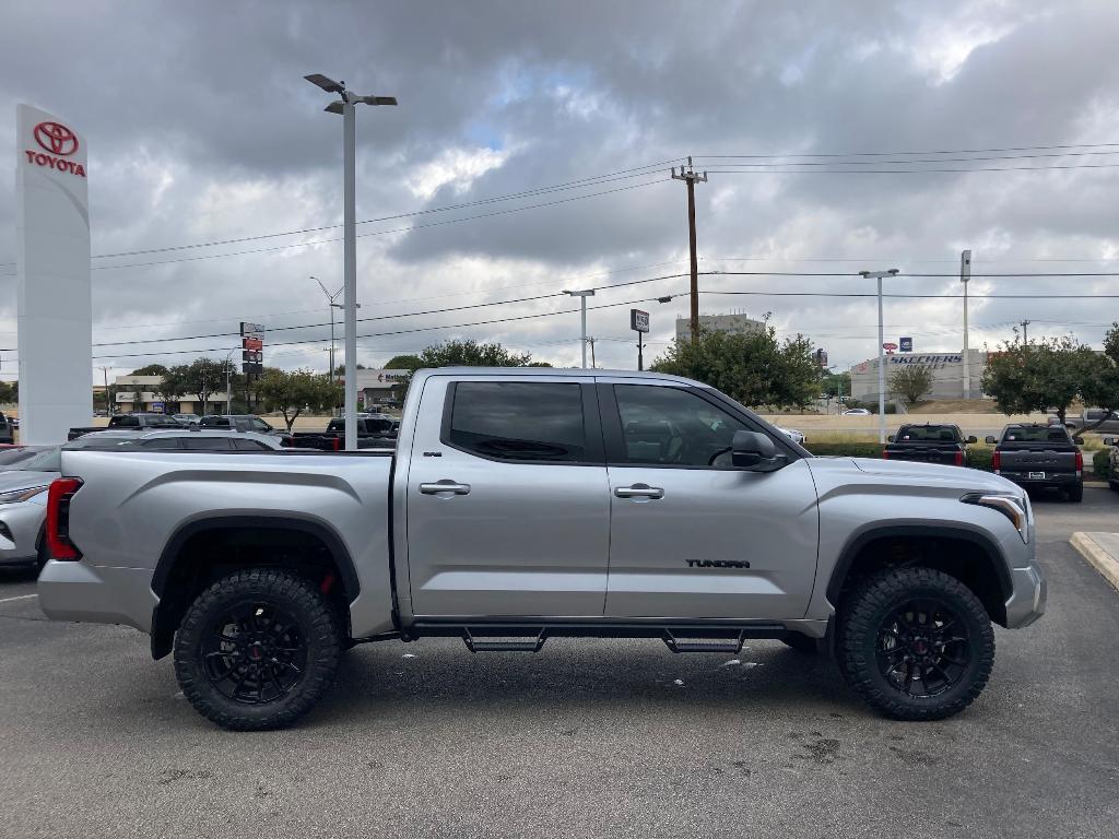 new 2025 Toyota Tundra car