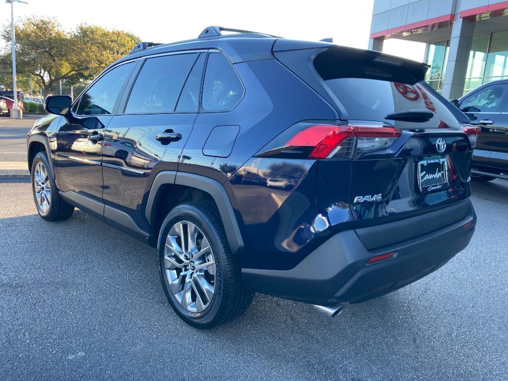 used 2020 Toyota RAV4 car, priced at $26,995