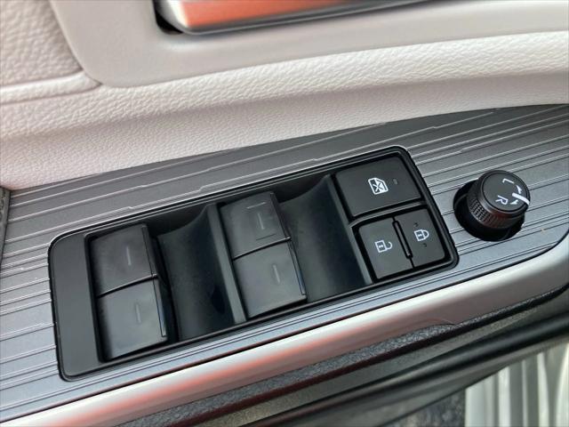 used 2025 Toyota Sienna car, priced at $49,991