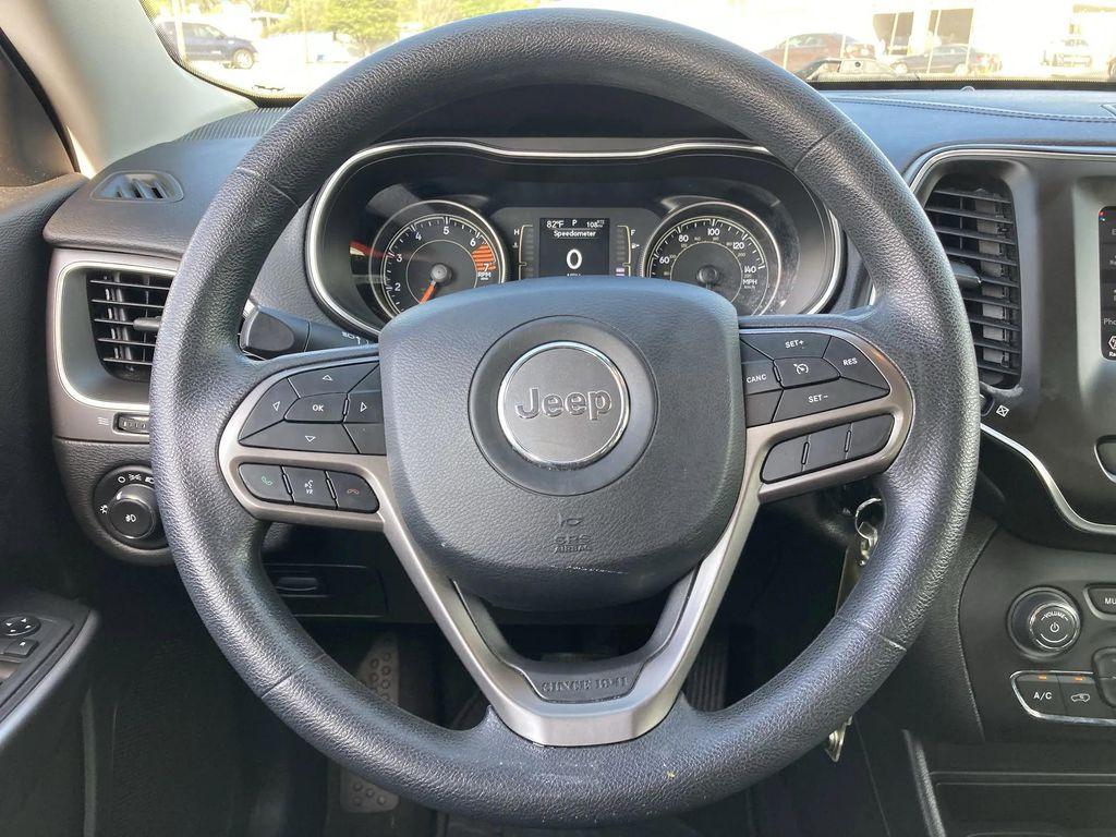 used 2019 Jeep Cherokee car, priced at $17,991