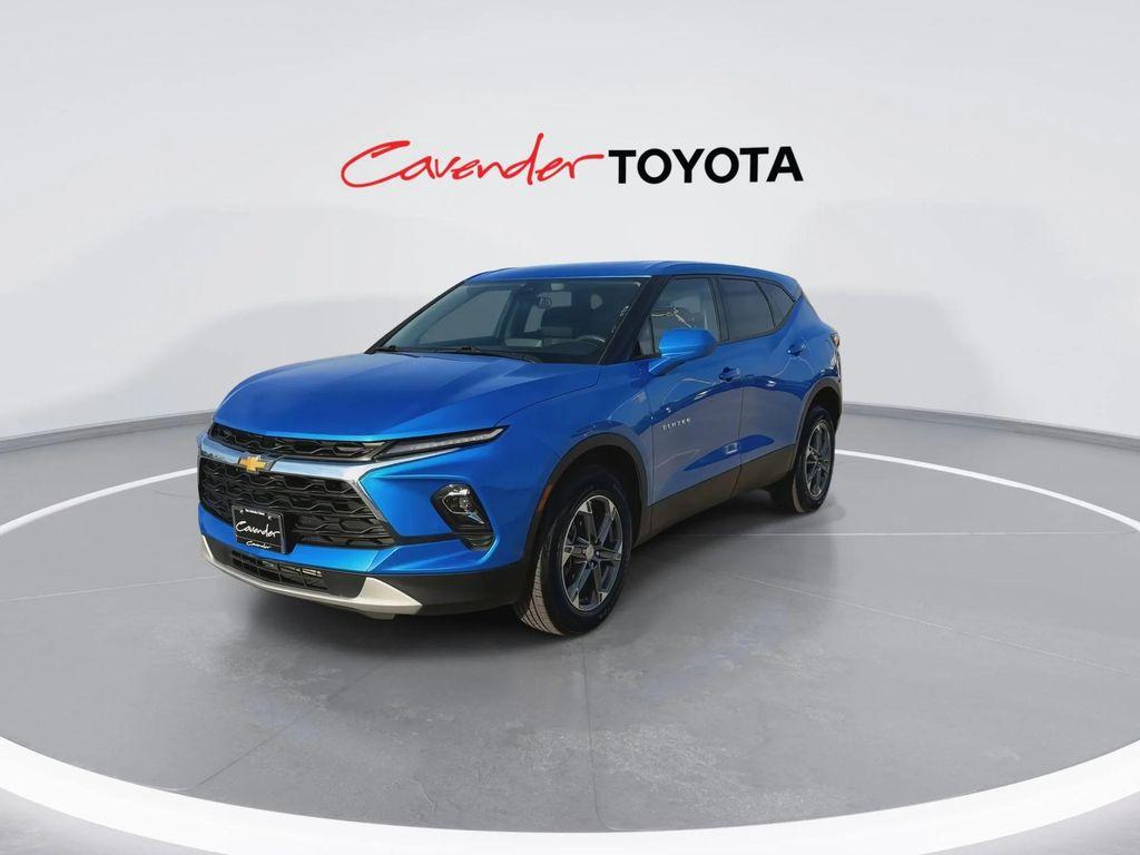 used 2025 Chevrolet Blazer car, priced at $33,991