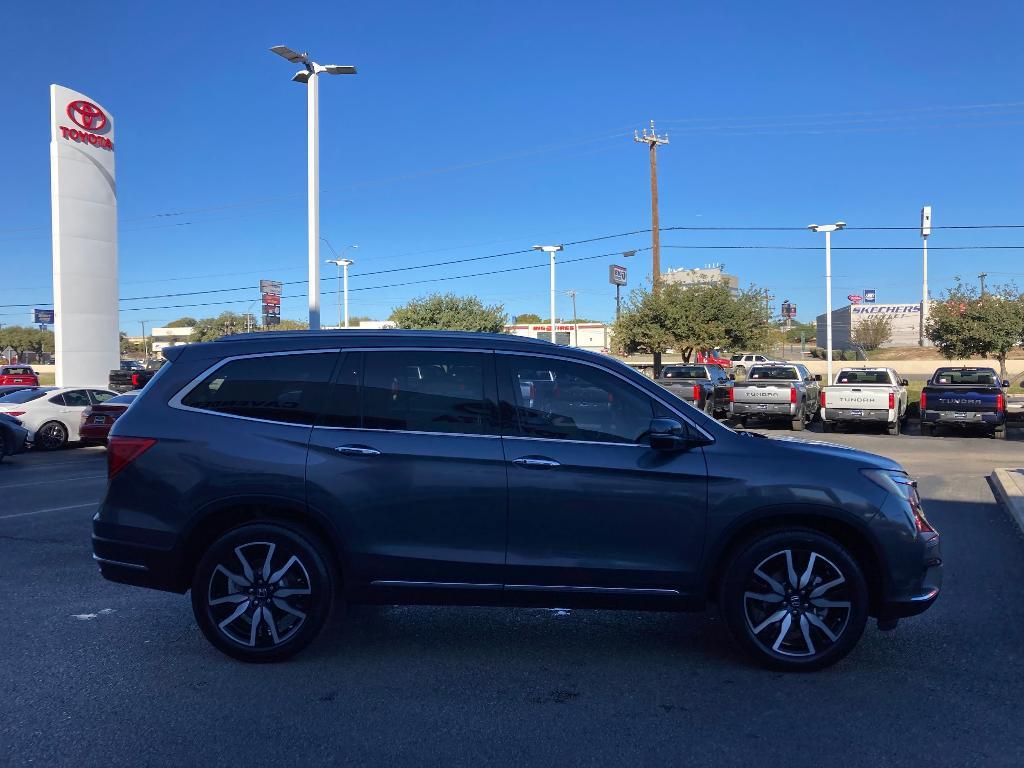 used 2022 Honda Pilot car, priced at $36,992