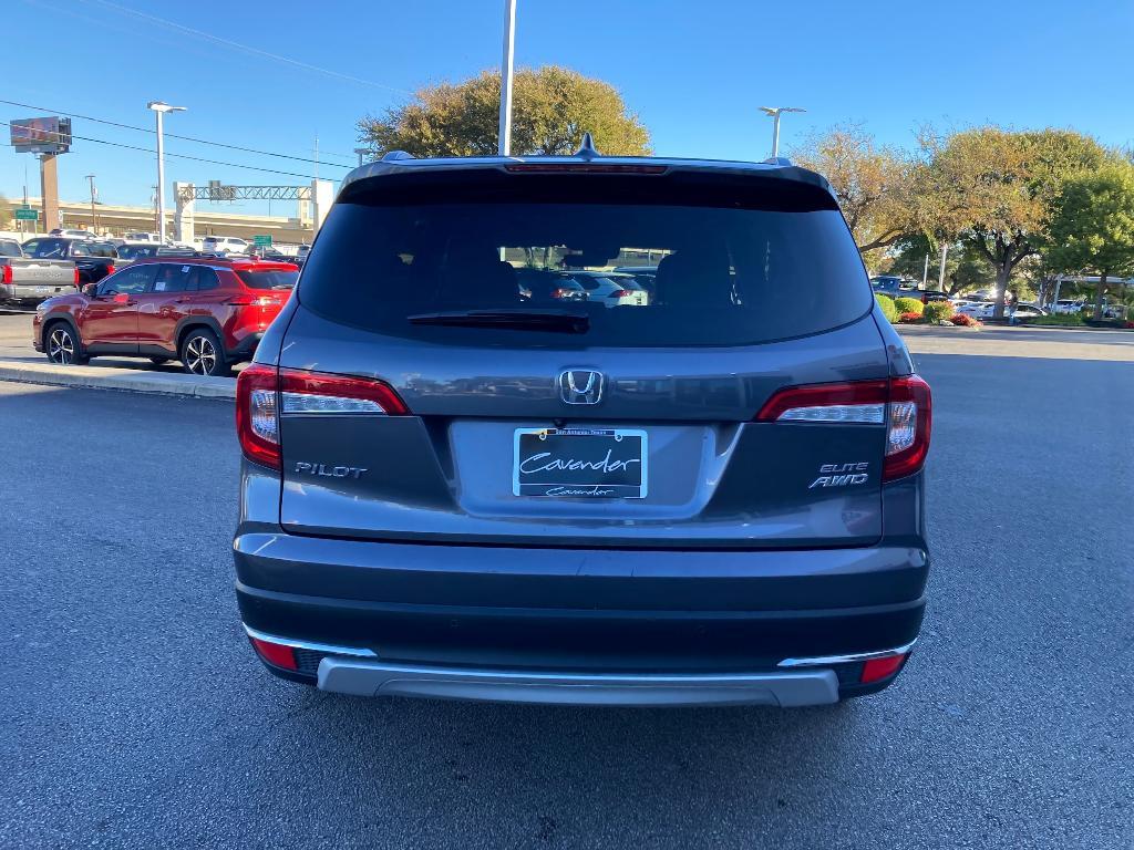 used 2022 Honda Pilot car, priced at $36,992