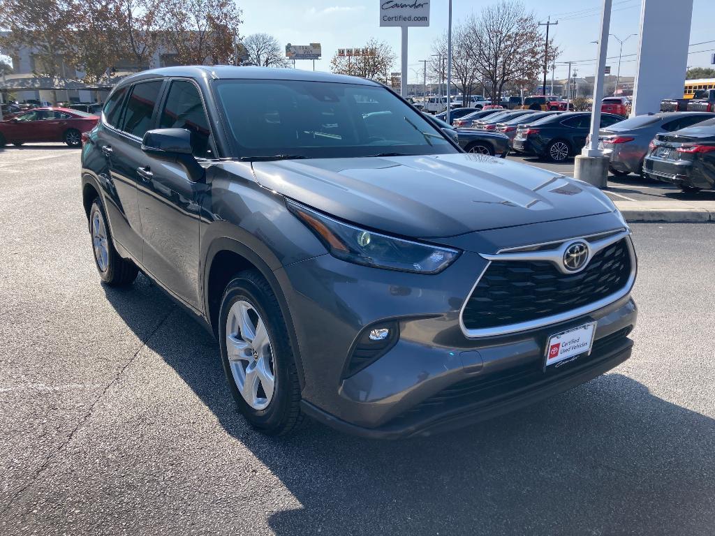 used 2023 Toyota Highlander car, priced at $32,991