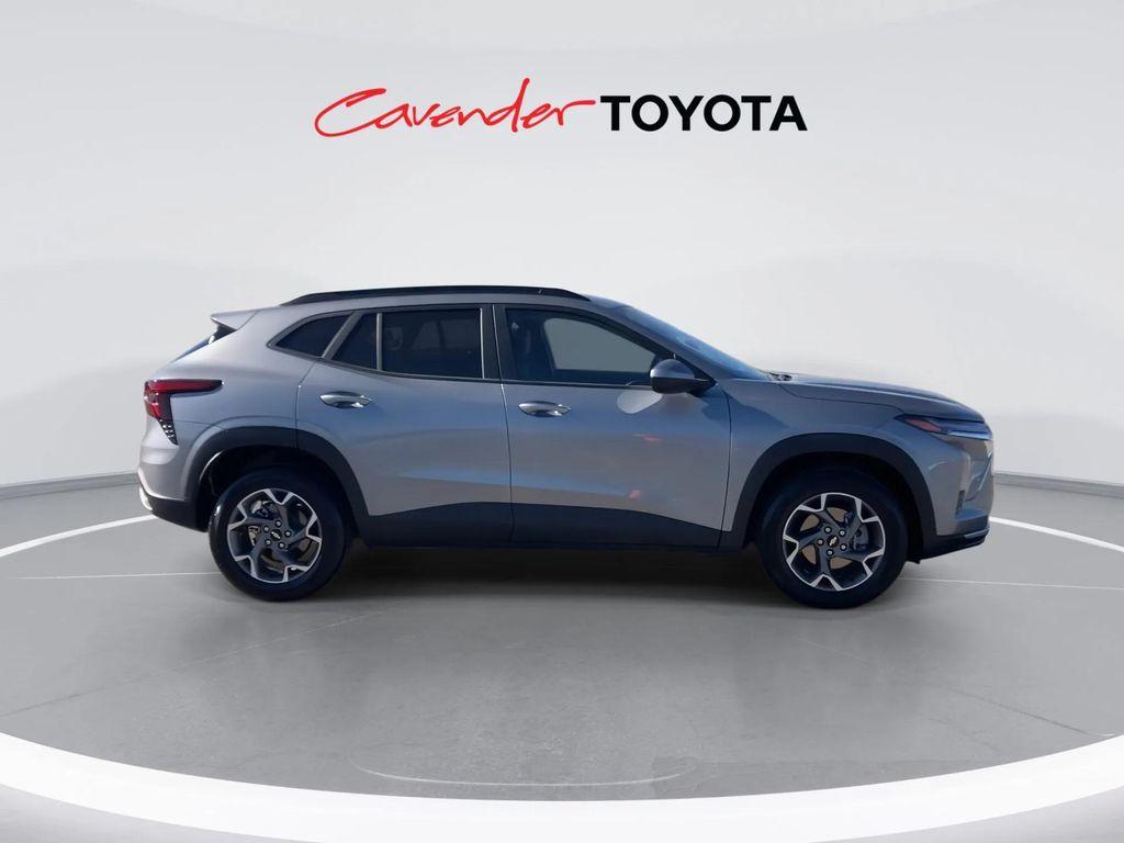 used 2025 Chevrolet Trax car, priced at $20,991