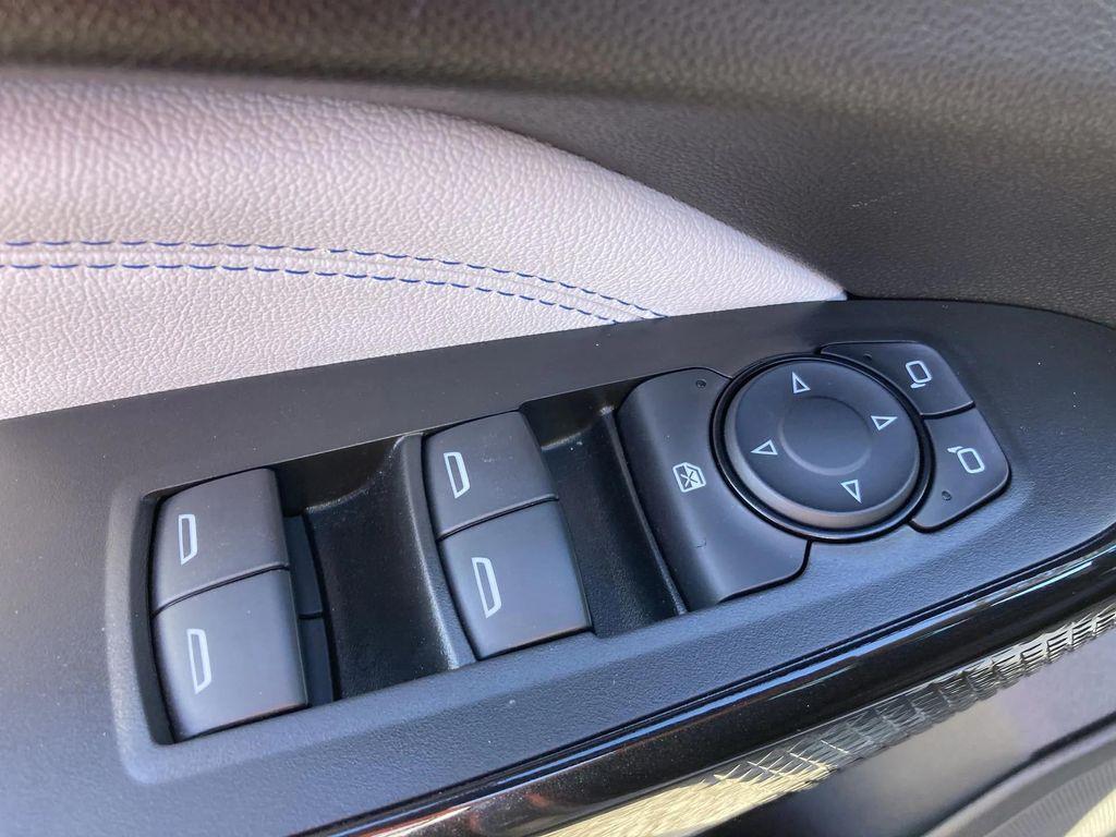 used 2025 Chevrolet Trax car, priced at $20,991