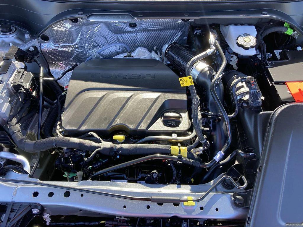 used 2025 Chevrolet Trax car, priced at $20,991