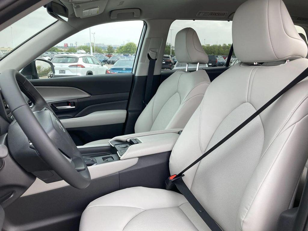 used 2026 Toyota Grand Highlander car, priced at $46,991