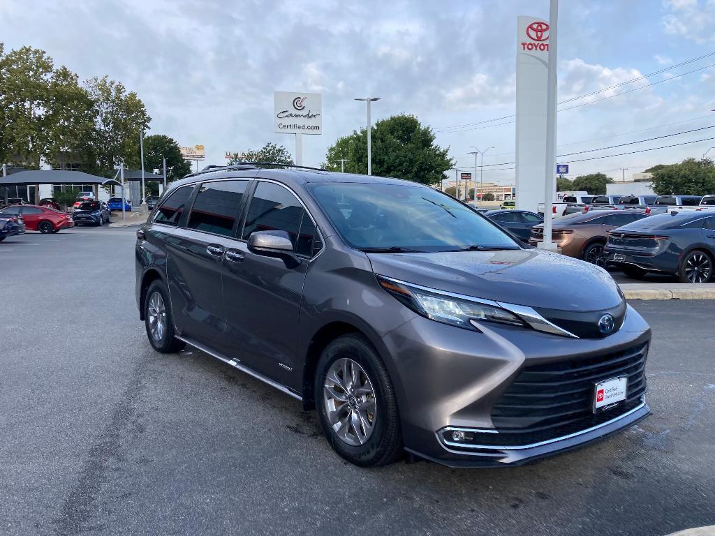 used 2021 Toyota Sienna car, priced at $38,995