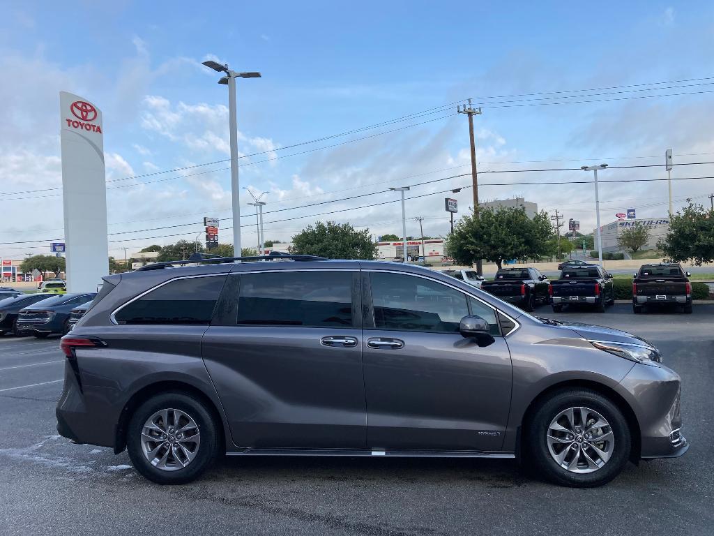 used 2021 Toyota Sienna car, priced at $38,995