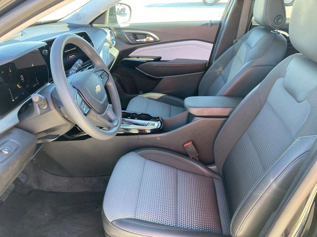 used 2025 Chevrolet Trax car, priced at $20,991