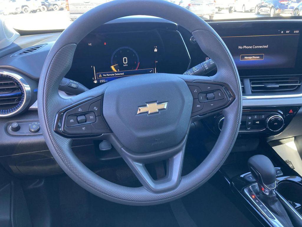 used 2025 Chevrolet Trax car, priced at $20,991