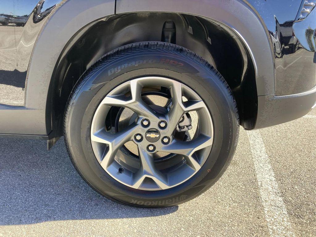 used 2025 Chevrolet Trax car, priced at $20,991