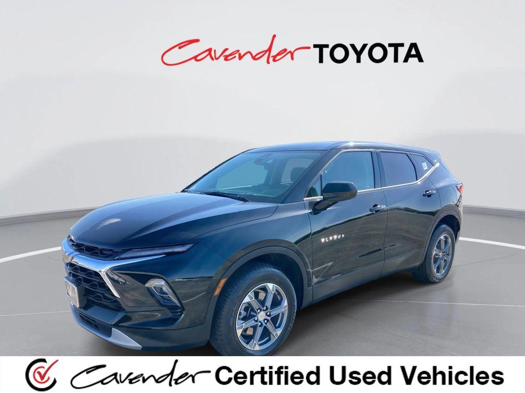 used 2025 Chevrolet Blazer car, priced at $26,997
