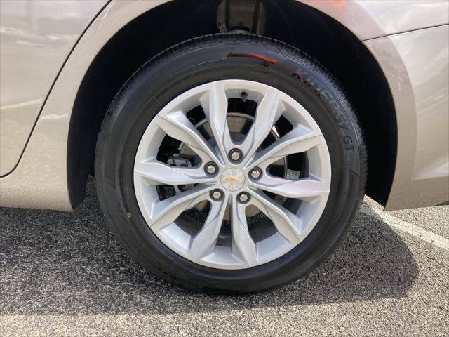 used 2024 Chevrolet Malibu car, priced at $20,991