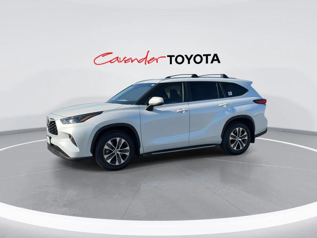 used 2023 Toyota Highlander car, priced at $35,992