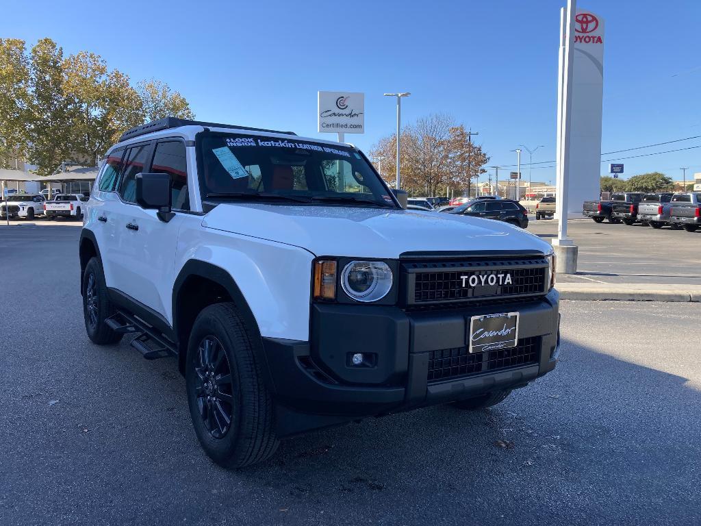 new 2025 Toyota Land Cruiser car