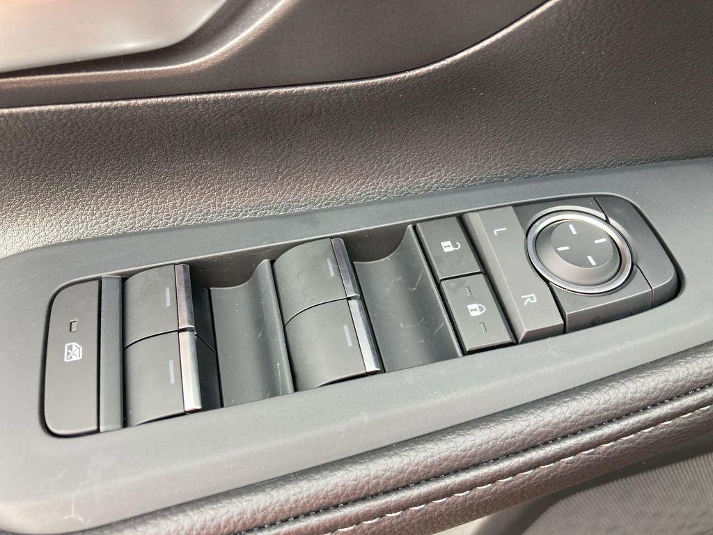used 2025 Toyota Highlander car, priced at $42,992