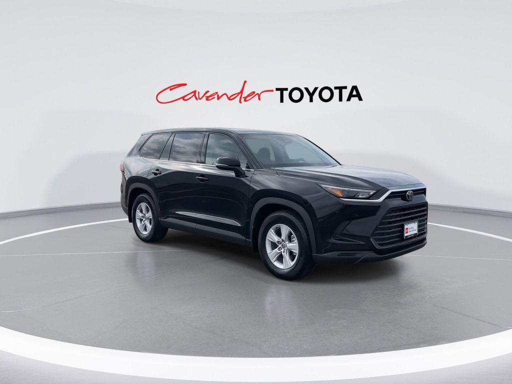 used 2025 Toyota Highlander car, priced at $42,992