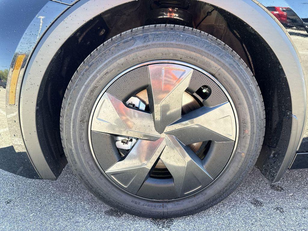 new 2026 Toyota Prius Plug-In Hybrid car, priced at $36,368