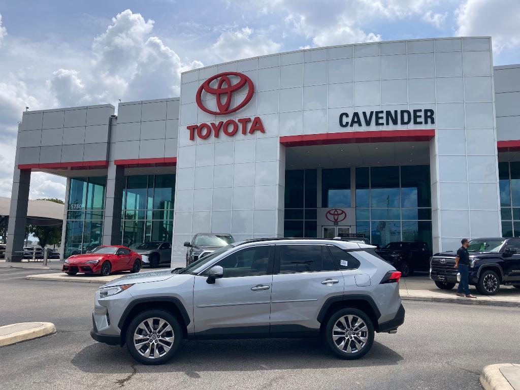 used 2021 Toyota RAV4 car, priced at $26,995