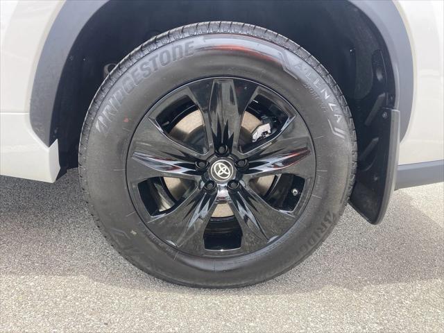 used 2025 Toyota Highlander Hybrid car, priced at $52,991