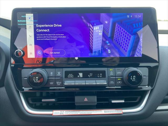 used 2025 Toyota Highlander car, priced at $46,991