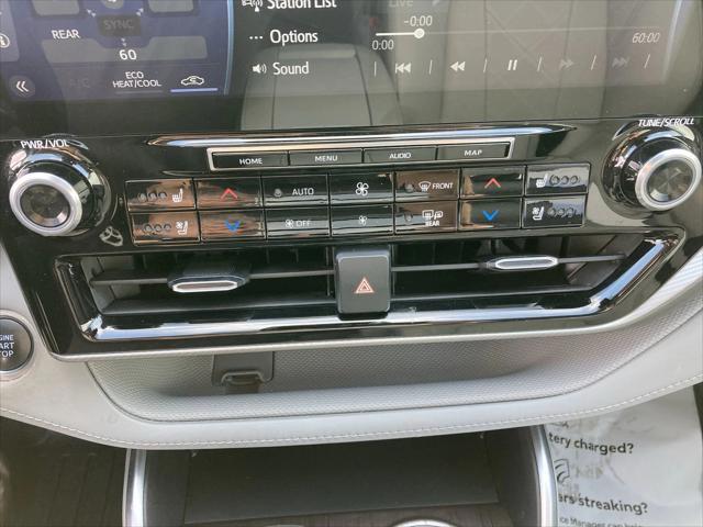 used 2020 Toyota Highlander car, priced at $31,995
