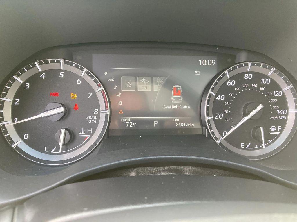 used 2020 Toyota Highlander car, priced at $31,995