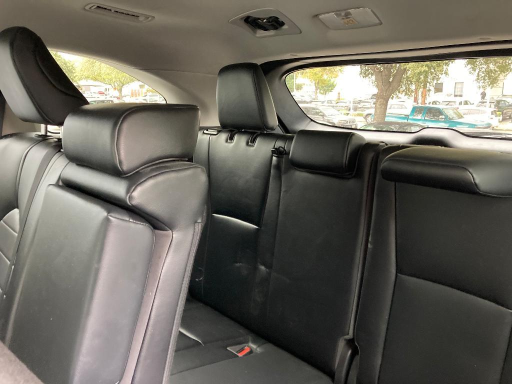 used 2021 Toyota Highlander car, priced at $30,995