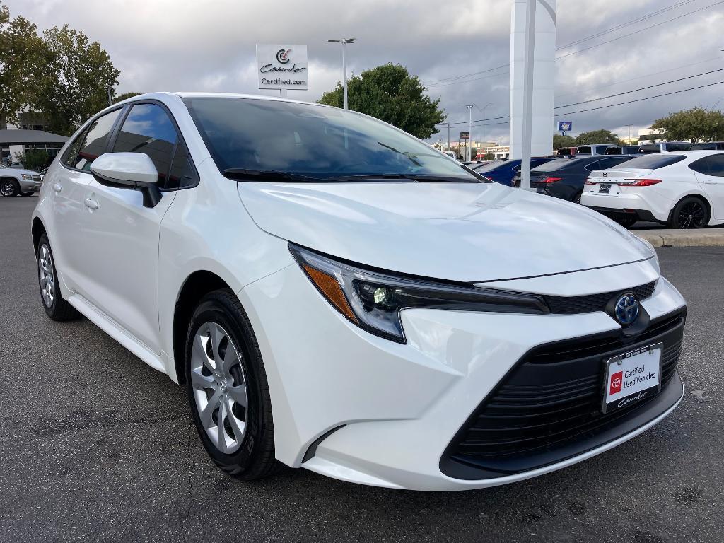 used 2025 Toyota Camry car, priced at $31,593