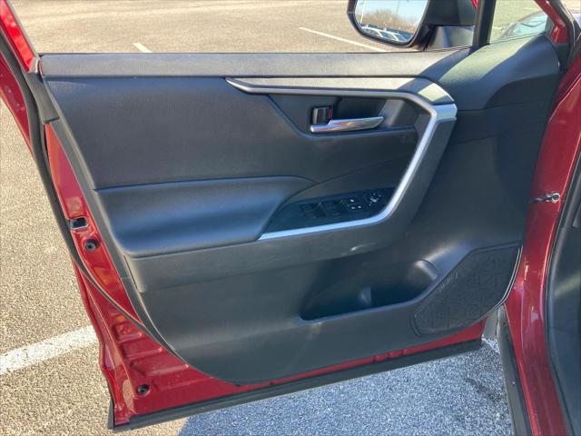used 2020 Toyota RAV4 car, priced at $21,995