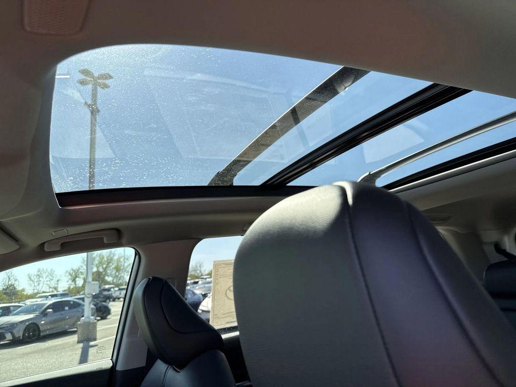 new 2026 Toyota Grand Highlander Hybrid car, priced at $54,623