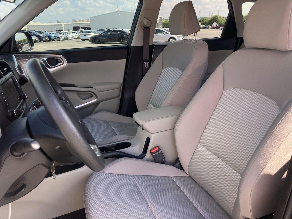 used 2025 Kia Soul car, priced at $18,991