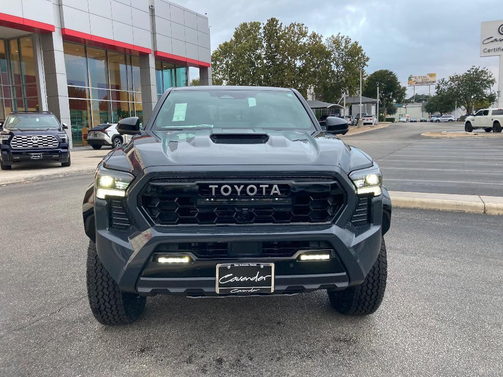 new 2024 Toyota Tacoma Hybrid car