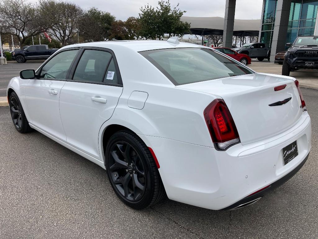 used 2023 Chrysler 300 car, priced at $26,991