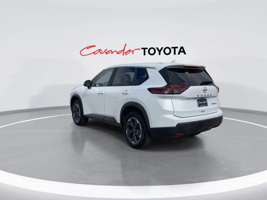 used 2024 Nissan Rogue car, priced at $22,892