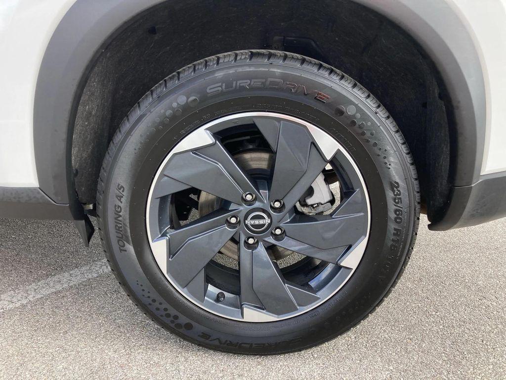 used 2024 Nissan Rogue car, priced at $22,892