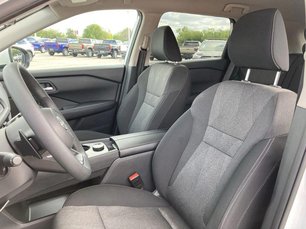 used 2024 Nissan Rogue car, priced at $22,892