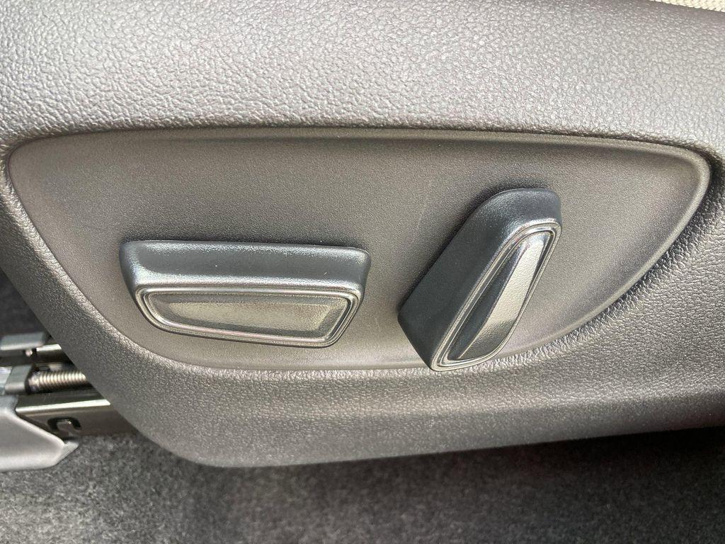 used 2025 Toyota Highlander car, priced at $42,992