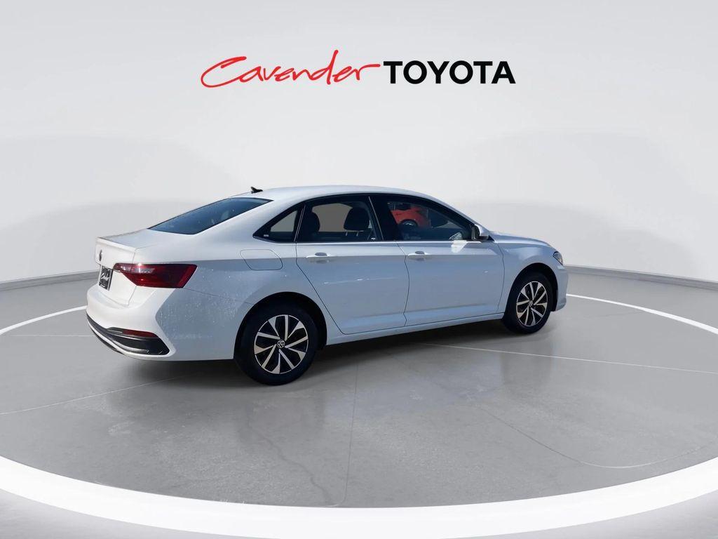 used 2024 Volkswagen Jetta car, priced at $18,492