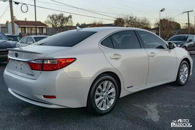 used 2013 Lexus ES 300h car, priced at $24,500