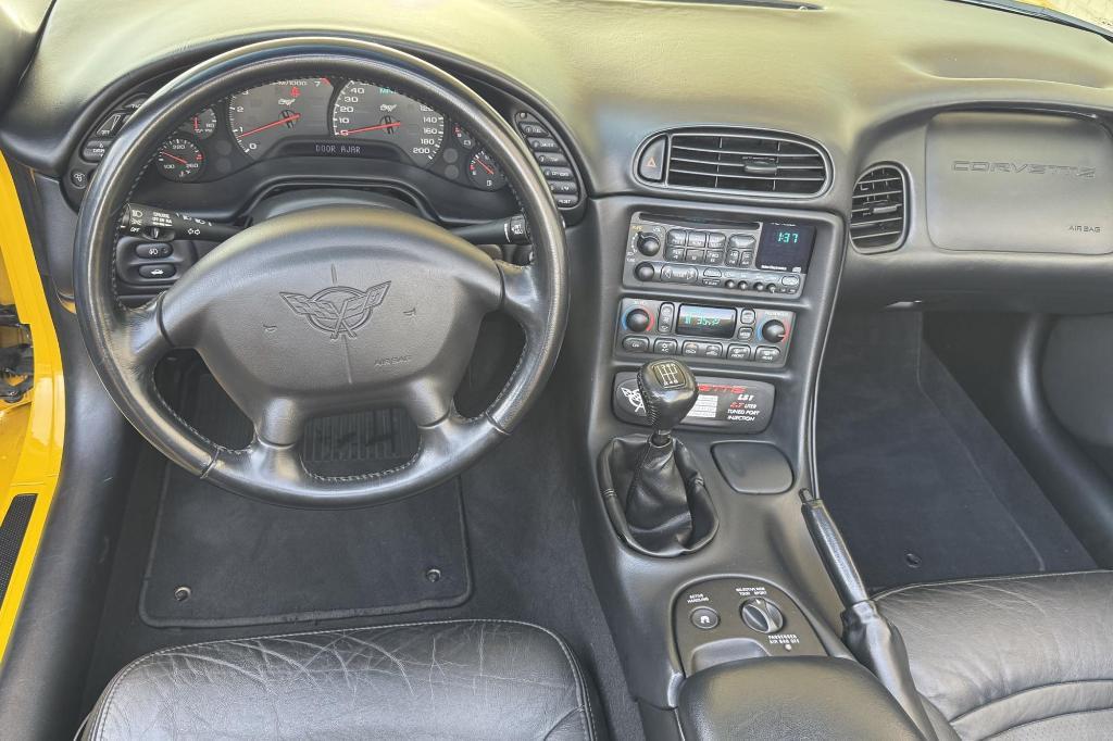 used 2003 Chevrolet Corvette car