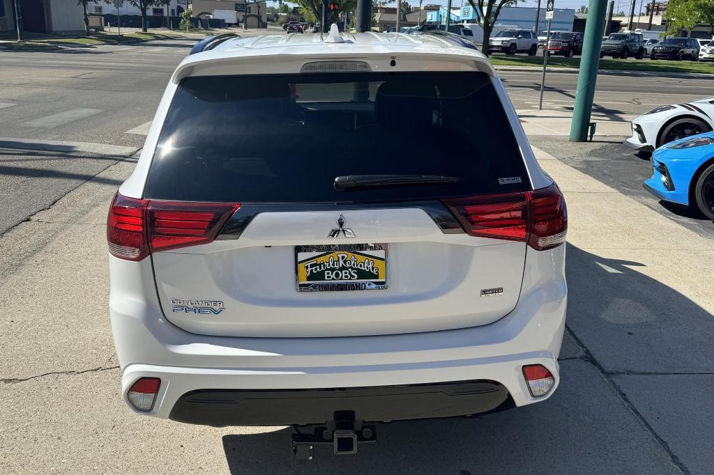 used 2021 Mitsubishi Outlander PHEV car