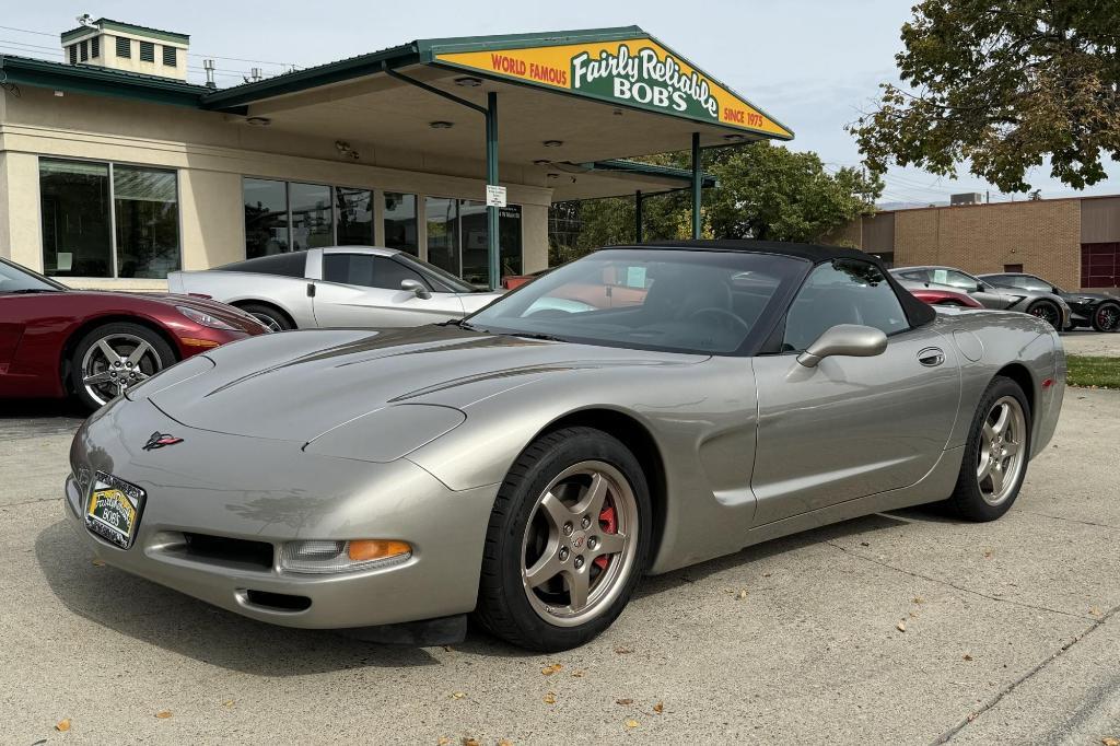 used 2000 Chevrolet Corvette car